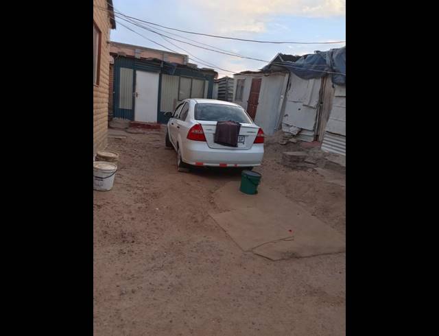 2 BEDROOM HOUSE FOR SALE IN OLIEVENHOUTBOSCH